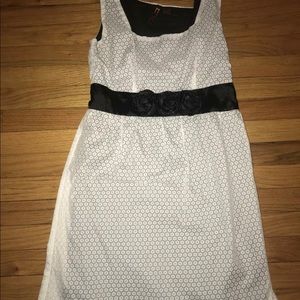 Nelli Janice Jaraicie White Floral Lace Black Rose Appliqué Belt Feminine Dress